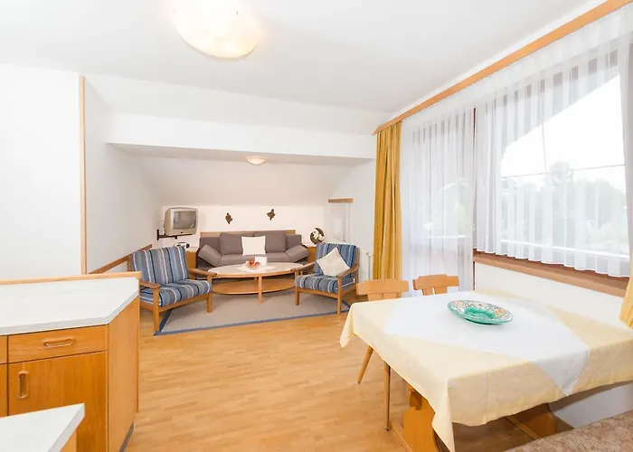 Pensionat Tritscher 3*